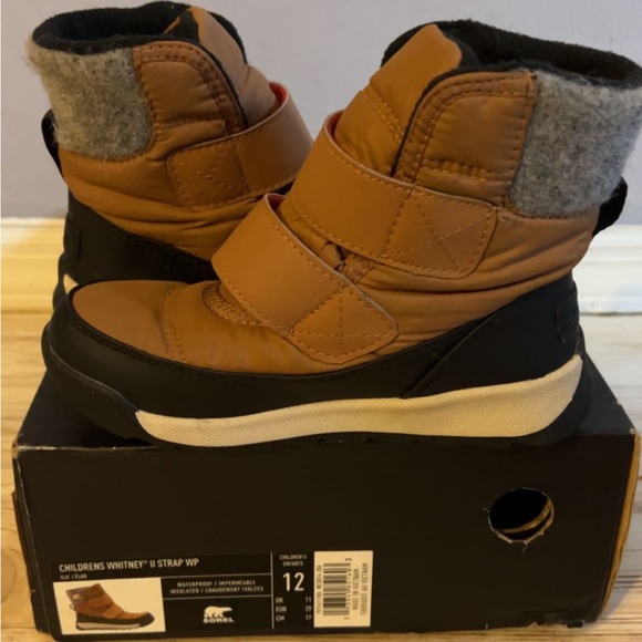 Kids winter boots - Picture 1 of 6
